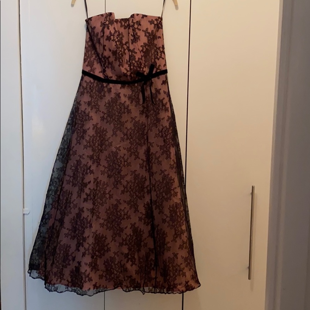 Classic strapless Tea Length Dress